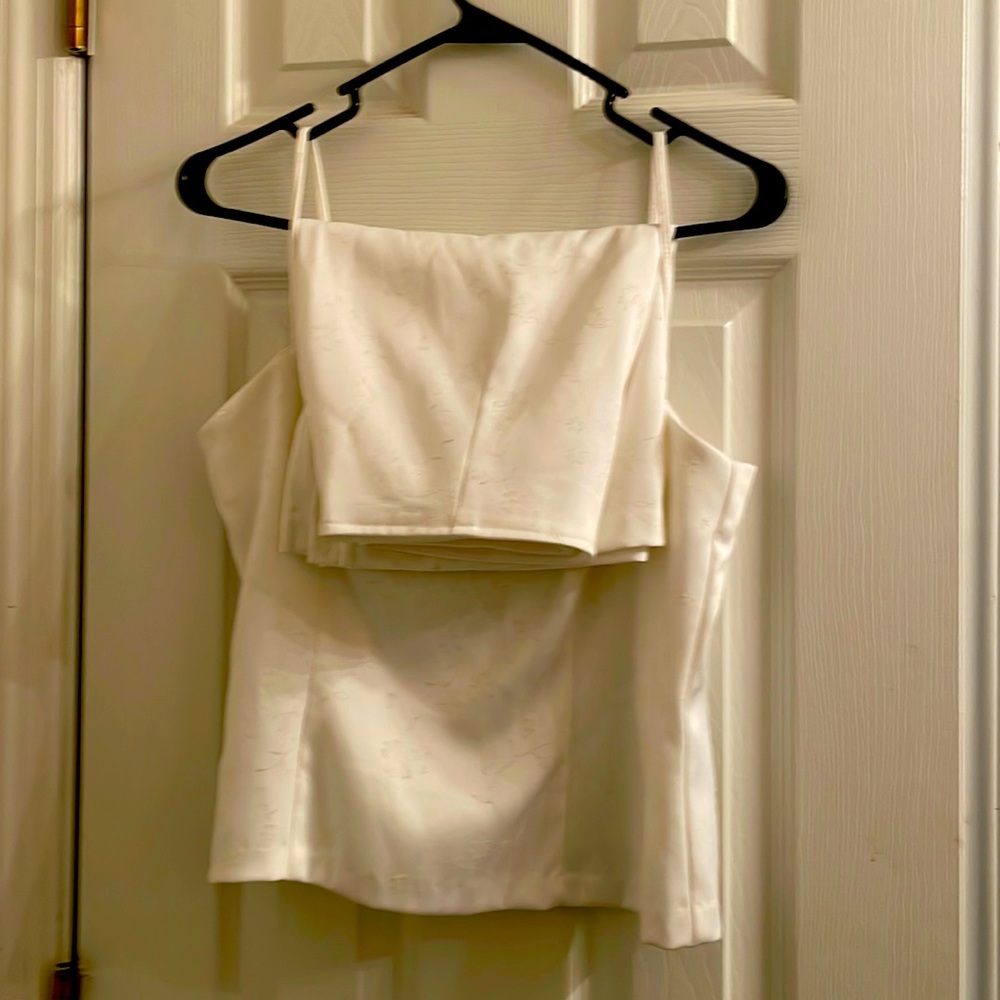 Two piece skirt set